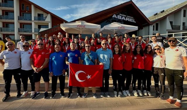 Oryantiring Milli Takımı Avrupa’da madalya yağdırdı