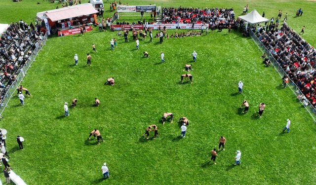 Tokat’ta Ali Yücel Yağlı Güreşleri Başladı