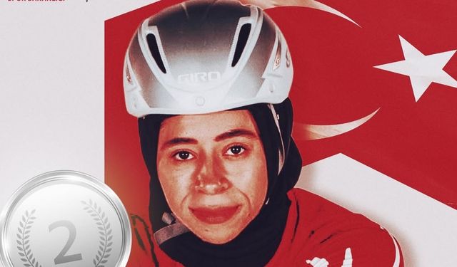 Zübeyde Süpürgeci Dünya Şampiyonası’nda gümüş aldı