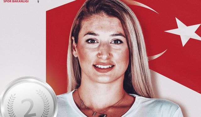 Hamide Doğangün Dünya Şampiyonası’ndan gümüşle döndü