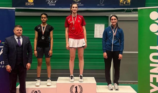 Zehra Erdem Bulgaristan’da Altın Madalya Kazandı