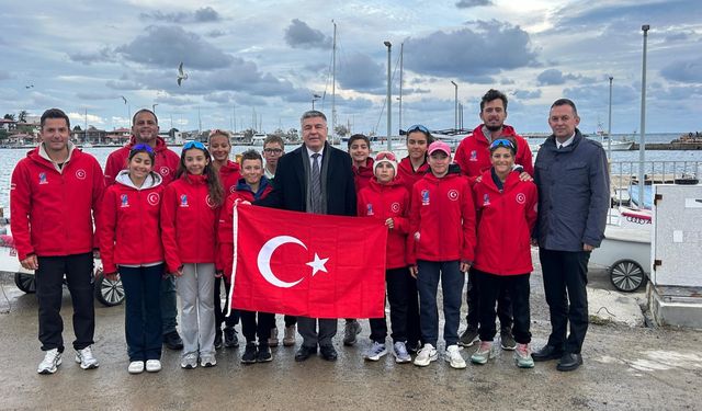 Tolga Orkun’dan Optimist Milli Takımı’na Moral Ziyareti