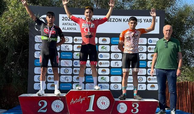 Türkiye Kupası 7. Etap Yol Yarışları Alanya’da sürüyor