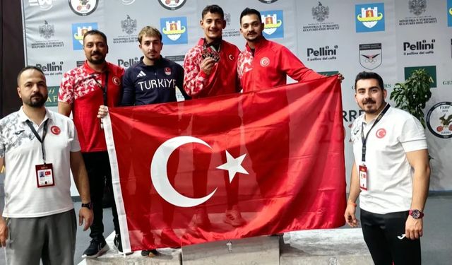 Engin Kara Avrupa Halter Şampiyonası’nda 2 bronz aldı