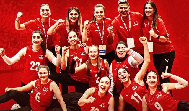 Oturarak Voleybol Kadın Milli Takımı Gümüş Madalya Kazandı