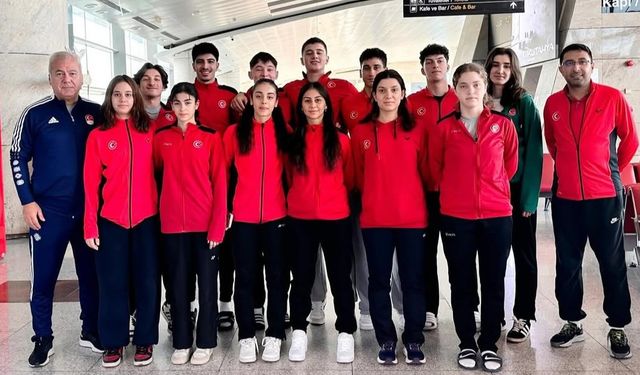 Milli Badmintoncular Macaristan’daki Turnuva İçin Yolda