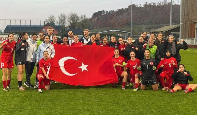 U17 Kız Millî Takımı A Ligi’ne Yükseldi
