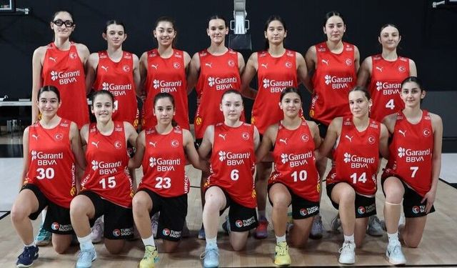 U15 Yıldız Kız Millî Takımı İstanbul kampına başladı
