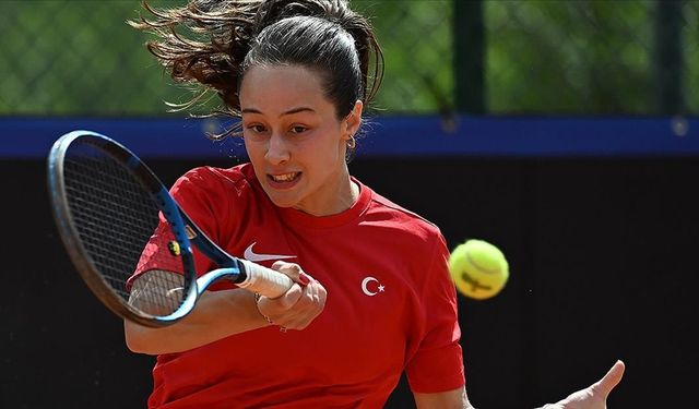 Zeynep Sönmez Avustralya Açık’ta final turunda