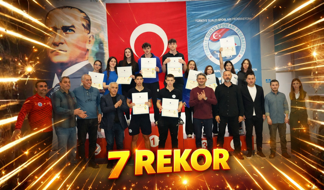 Paletli Yüzmede 7 Türkiye Rekoru Kırıldı