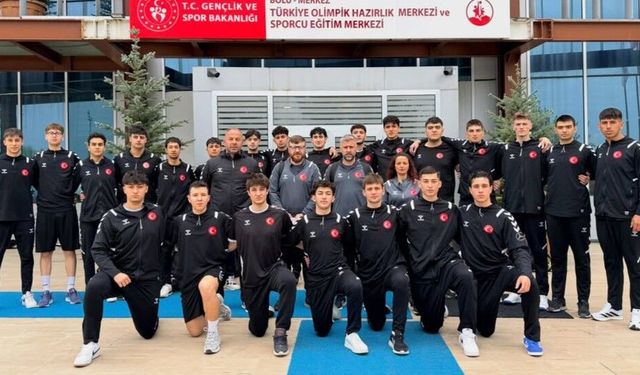 U18 Erkek Hentbol Milli Takımı Bolu kampını tamamladı