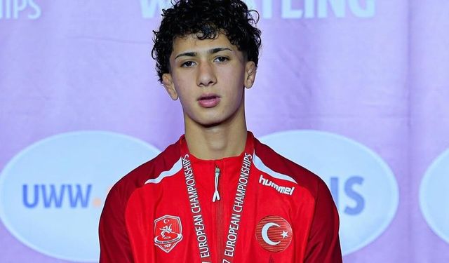 Muhammed Gölha Avrupa Şampiyonası’nda gümüş aldı