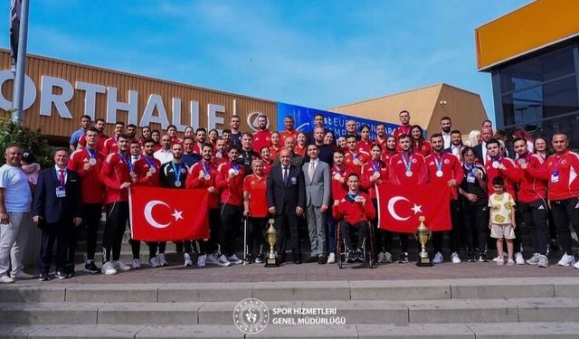Karatecilerimiz Avrupa’yı 9 madalyayla tamamladı