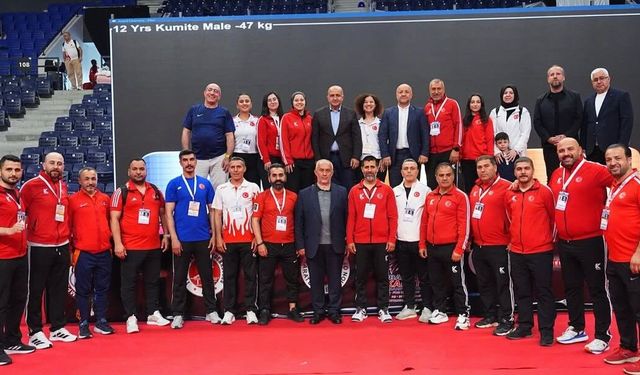 Türkiye Balkan Karate Şampiyonası'nda zirvede
