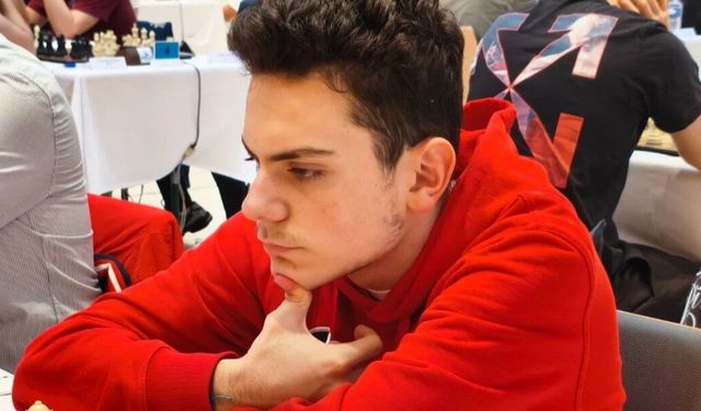 Ediz Gürel Fransa'da yenilgisiz performans sergiledi