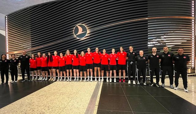 U18 Kız Milliler Hazırlık Turnuvası İçin Fransa'ya Gitti