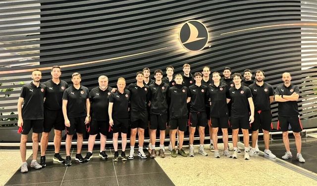 U20 Erkek Milliler Avrupa Şampiyonası İçin Slovenya'ya Gitti