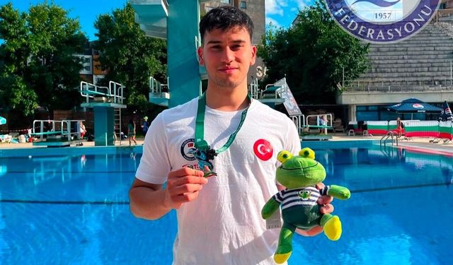 Arda Ünal Sofia Diving Cup'ta Gümüş Madalya Kazandı