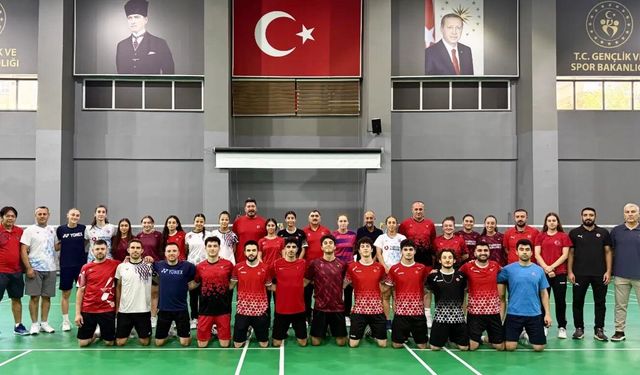 Badminton Millileri Bulgaristan Kampında Şampiyonalara Hazır