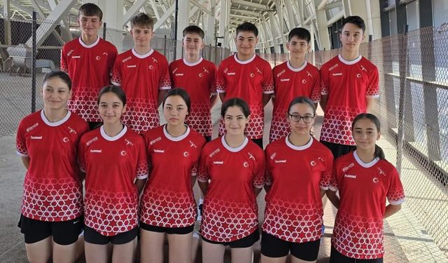 Badminton U15 Milli Takımı Erzincan Kampına Başladı