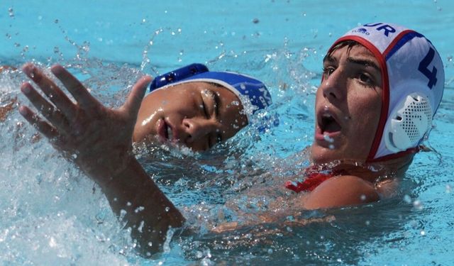 U16 Erkek Sutopu Millileri Dünya'ya Galibiyetle Başladı