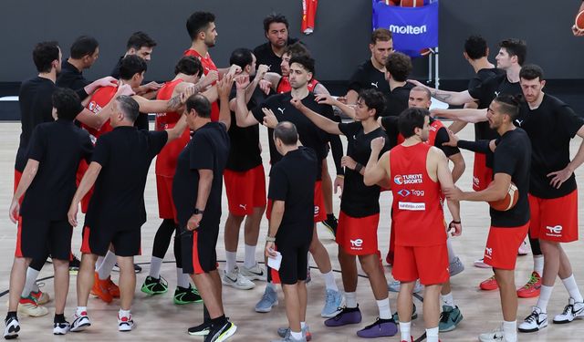 A Milli Basketbol Takımı Dünya Kupası Hazırlıklarına Başladı