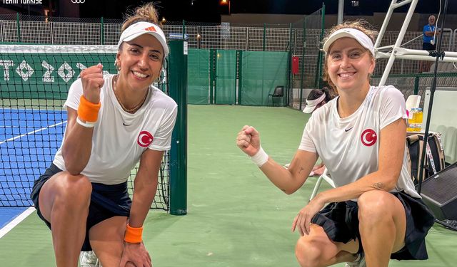 Çağla Büyükakçay ve Berfu Cengiz’den Bronz Madalya