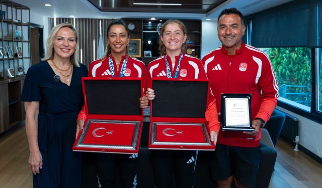 Taranto 2026’nın Bronz Madalyalı Tenisçilerine Tebrik