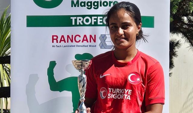 Zeliha Aksak İtalya’da İkincilik Kürsüsüne Çıktı