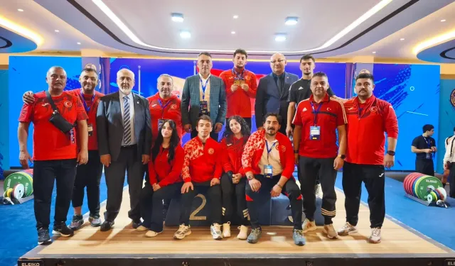 Burak Aykun Avrupa Halter Şampiyonası'nda İki Altın Kazandı