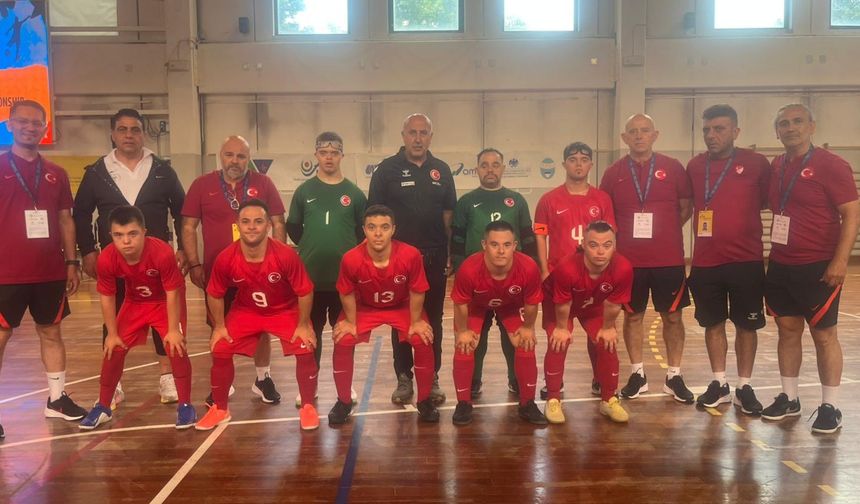 Down Futsal Milli Takımımızdan tarihi başlangıç: 12-1'lik zafer!