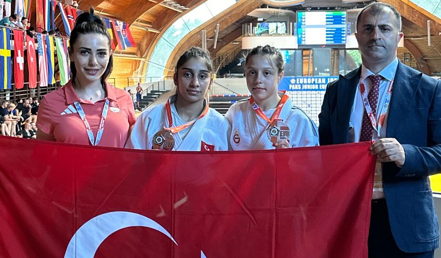 Paks’ta Zilan ve Begümnaz’dan Avrupa üçüncülüğü!