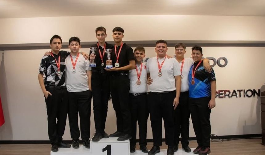 Pool Bilardo Şampiyonası’nda genç şampiyonlar belli oldu
