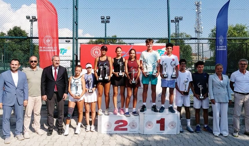 Ergan Cup’ta şampiyonlar Erzincan’da kupalarını aldı