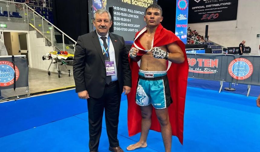 Ebubekir Polat Avrupa Kick Boks’ta altın kazandı
