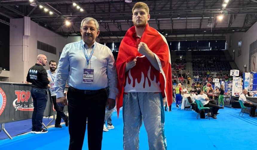 Mert Nalbantoğlu Avrupa Kick Boks Şampiyonu oldu