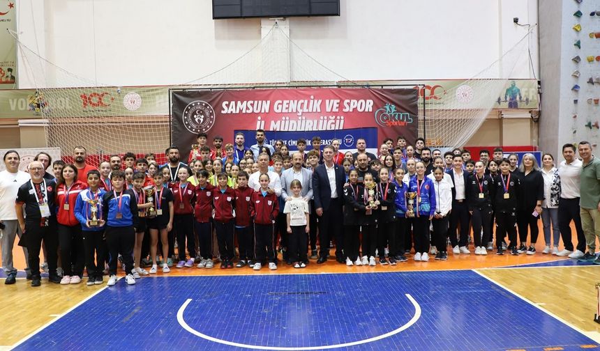 Trampolin Türkiye Şampiyonası Samsun’da yapıldı