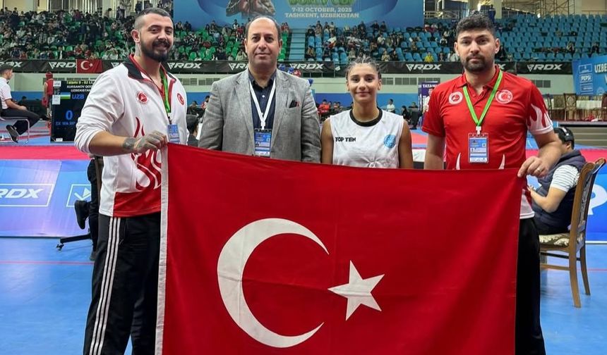 Beril Elçin Büyükhatipoğlu dünya kupasında şampiyon