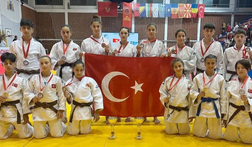 U15 Balkan Judo Şampiyonası’nda Türkiye’den 14 madalya