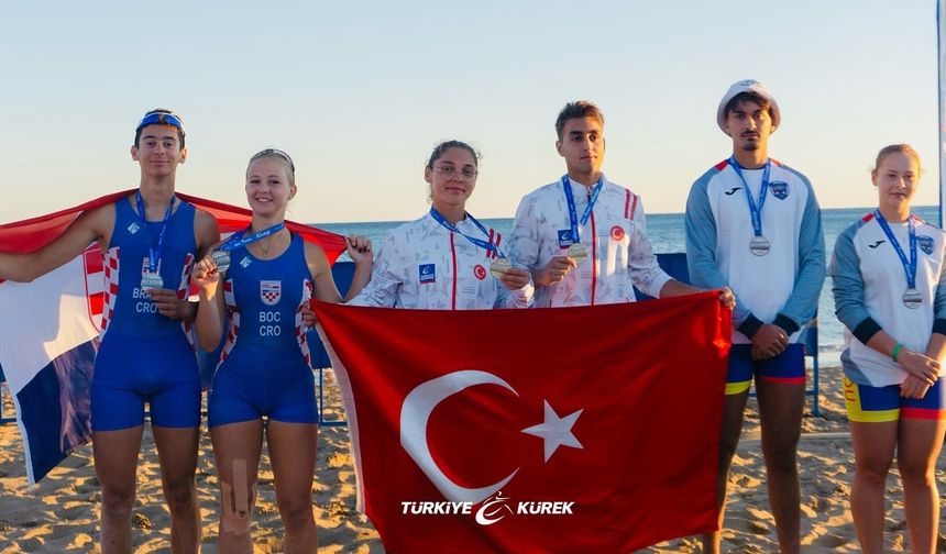 Balkan Rüzgârı Türkiye’de Esti, Kürekçiler Madalyaları Topladı