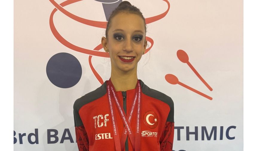 Öykü Özoğuz’dan Ritmik Cimnastikte Çifte Madalya