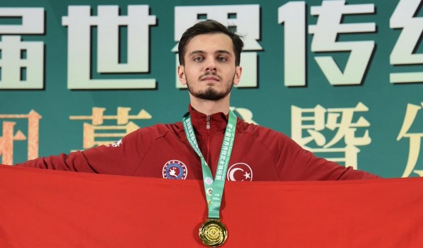 Necmettin Erbakan Akyüz’den Kungfu’da 3 Madalya