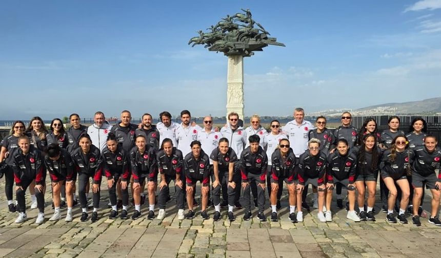 Kadın A Millî Takım Kosova Maçı Öncesi İzmir’de Hazır