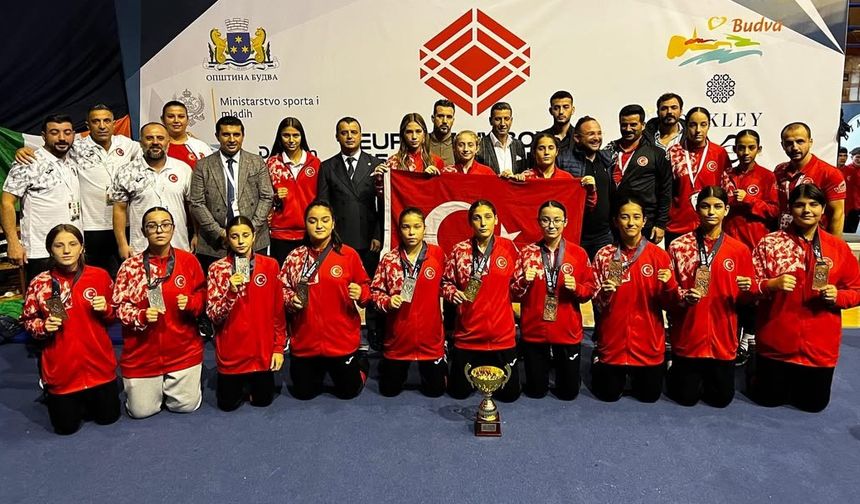 U15 Avrupa Boks Şampiyonası’nda 16 Madalya Gururu