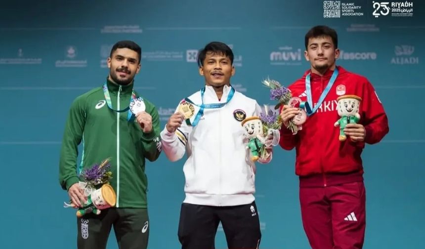 Burak Aykun İslami Oyunlar’da Gümüş ve Bronz Aldı