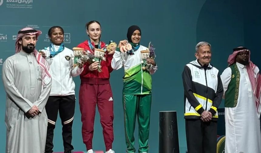 Cansel Özkan İslam Oyunları’nda 3 Altın Madalya Kazandı