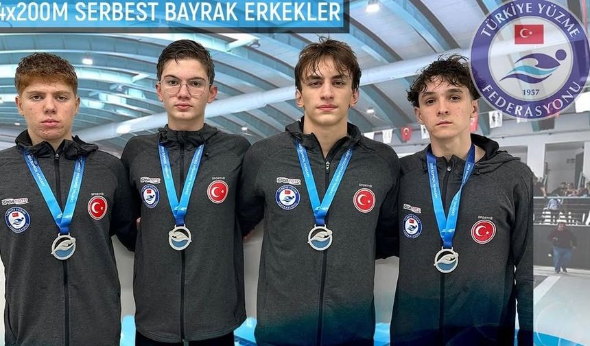 4x200m serbest erkek bayrak takımımız CECJM’de şampiyon oldu