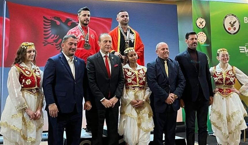 Ramazan Zeydanlı, Durres’te 3 Gümüş Madalya Kazandı