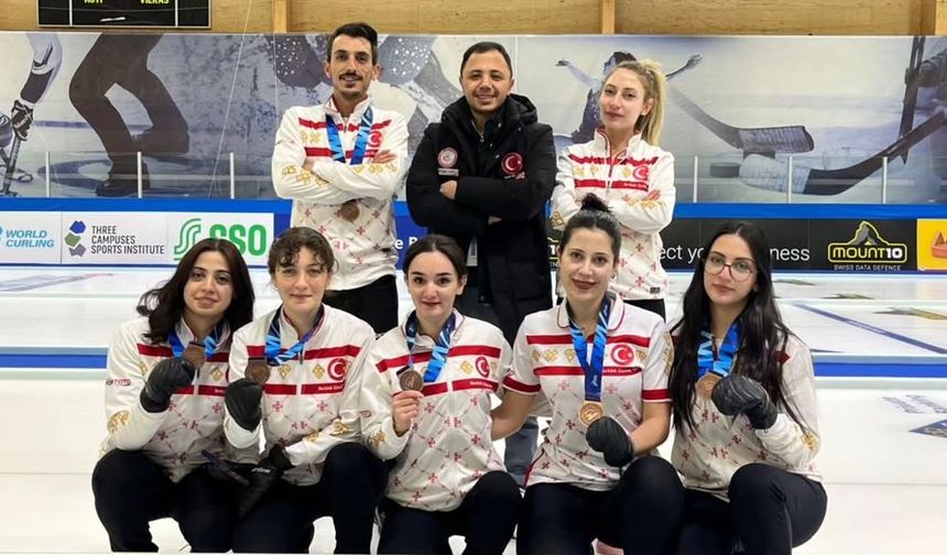 Kadın Curling Takımı Dünya 3'üncüsü, A Ligi'nde!