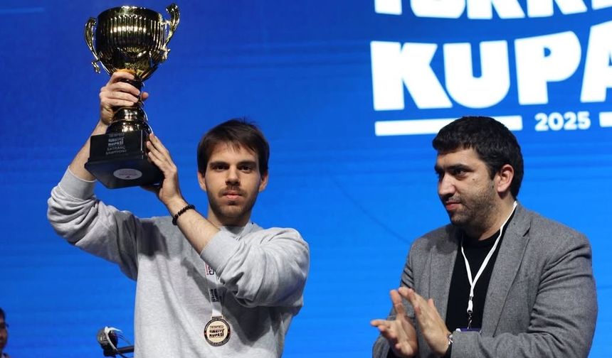 Satrançta zirvenin adı Dinçer Taşdöğen